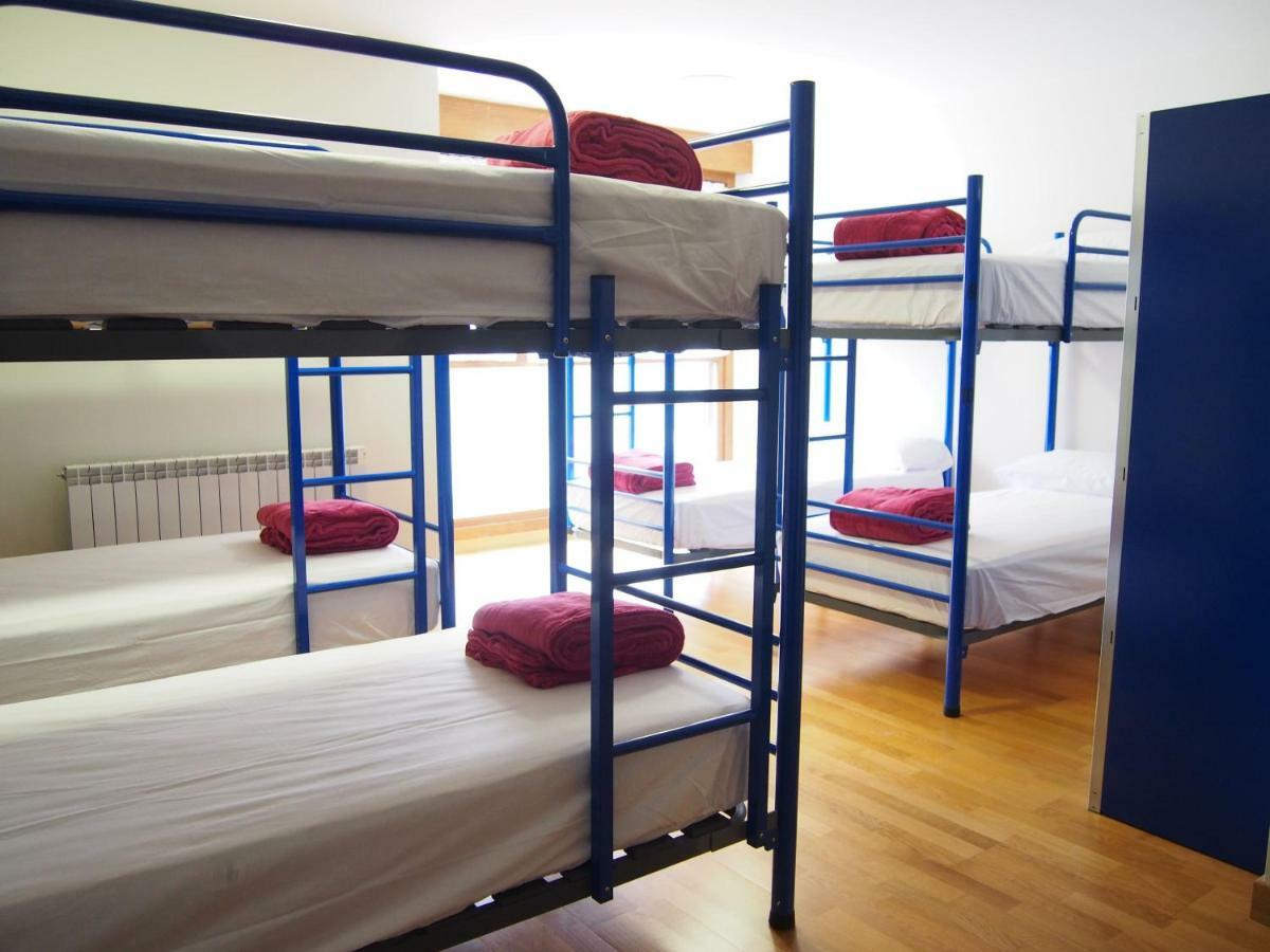 Albergue Segunda Etapa Zubiri Luaran gambar