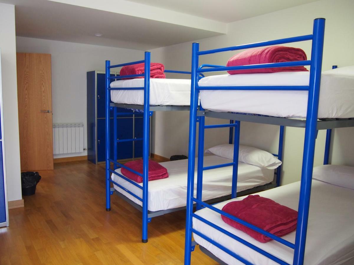 Albergue Segunda Etapa Zubiri Luaran gambar
